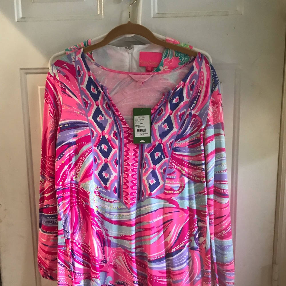 Lilly Pulitzer dress stretchy size 6